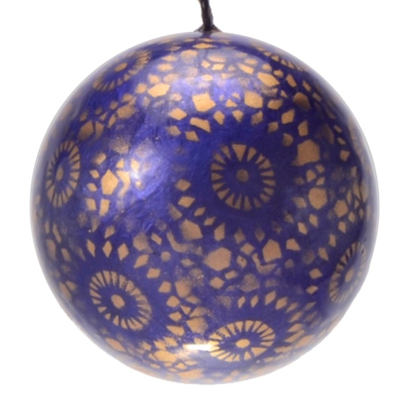 Carnival Hand-made Painted Capiz Christmas Ornament - Blue - Picture 1 of 2